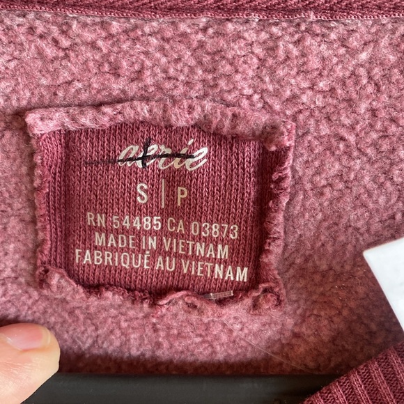 Aerie NWT Oversized Burgundy Long Sleeve Breast Pocket Cotton Blend Size Small - Picture 5 of 13